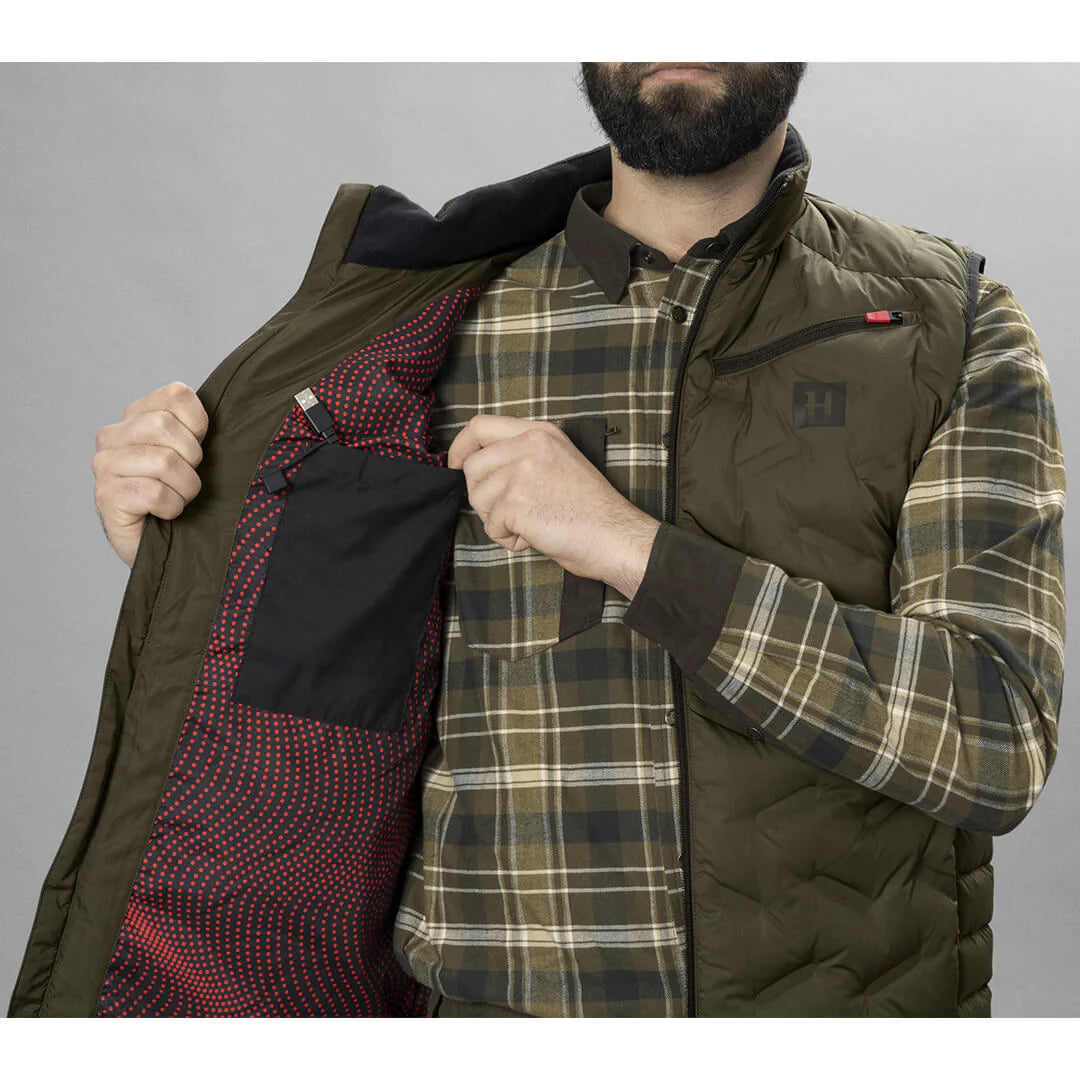 Clim8-Insulated-Waistcoat---Willow-Green-by-Harkila-3_1600x_jpg.webp