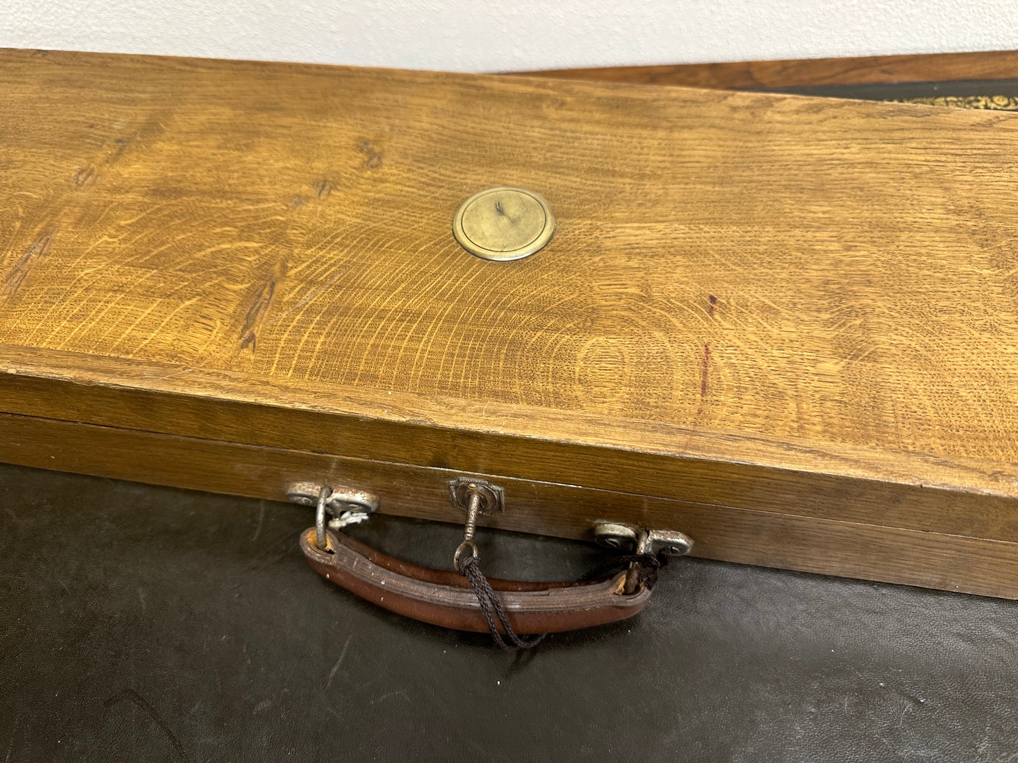 Antique Light Oak Gun Case Motor Case